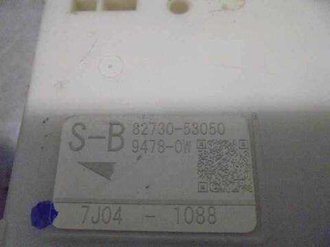 Foto 4ª: Caja Reles Fusibles Lexus IS 220D 177CV 130KW [D-2ADFHV] (2010)