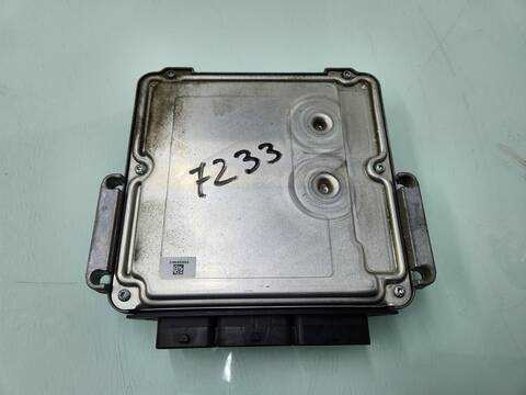 Foto 3ª: Centralita Motor ECU Nissan Qashqai TEKNA PREMIUM 4X4 150CV 110KW [M9R855] (2013)