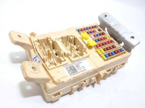 Caja Reles Fusibles Kia Stonic 1.2 CAT 84CV 62KW