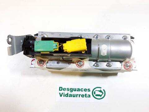 Foto 3ª: Airbag Delantero Derecho Volkswagen Phaeton TDI V6 4MOTION 5 ASIENTOS) 233CV 171KW [CAR] (2009)