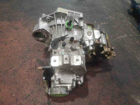 Foto 2ª: Caja Cambios Volkswagen Golf BCB BERLINA (2003)