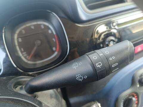 Foto 2ª: Mando Luces Fiat Panda POP 69CV 51KW (2013)