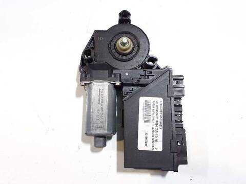 Foto 3ª: Elevalunas Eléctrico Delantero Izquierdo Volkswagen Touareg TDI R5 174CV 128KW [BAC] (2003)