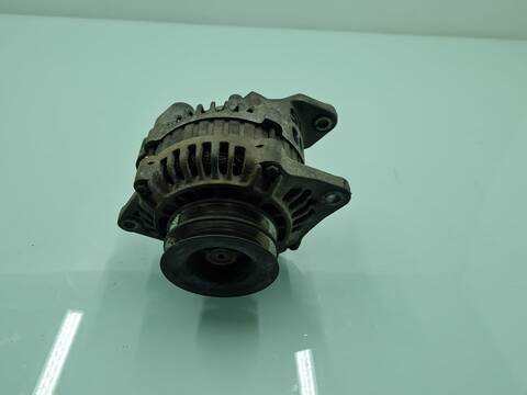 Foto 1ª: Alternador Nissan Patrol GR S 129CV 95KW [RD28] (1998)