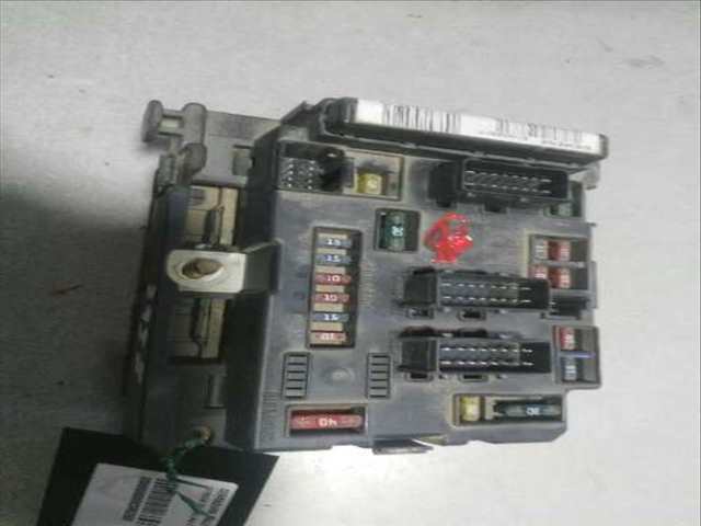 Foto 1ª: Caja Reles Fusibles Citroen C5 2.0 HDI X BERLINA 107CV 79KW [RHZ] (2001)