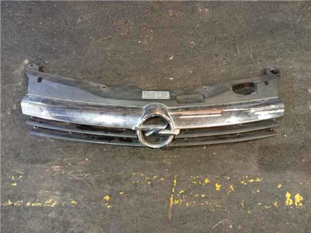 Foto 1ª: Rejilla Delantera Opel Astra 1.7 CDTI [Z 17 DTH]