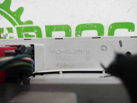Foto 2ª: Caja Reles Fusibles Lancia Y 1.3 MULTIJET 16V ARGENTO 10.2006 ) 75CV 55KW [199A2000] (2006)