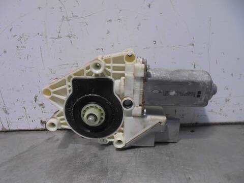 Foto 2ª: Elevalunas Eléctrico Trasero Derecho Peugeot 607 BASICO 133CV 98KW [4HX] (2005)