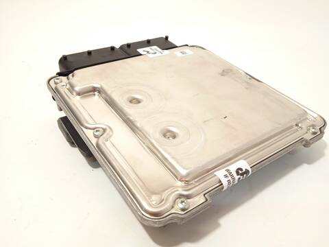 Foto 2ª: Centralita Motor ECU Audi A4 3.0 TDI QUATTRO AVANT 245CV 180KW [CKVC] (2015)