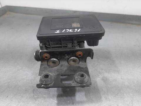 Foto 2ª: Abs Renault Trafic L1 H1 2 9T 120CV 88KW FURGON [M9RV710] (2019)