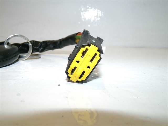 Foto 4ª: Antirrobo Renault Clio 1.2 G 2001-2005 [D4FG7] (2004)