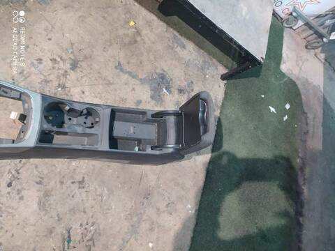 Foto 2ª: Consola Central Audi A4 BASICO 143CV 105KW [CAGA] (2009)