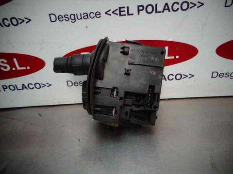 Foto 2ª: Mando Multifuncion Renault Modus 1.4 16V 98CV 72KW [K4J G7] (2004)