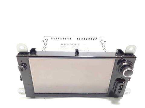 Foto 3ª: Sistema Audio Radio CD Renault Clio BUSINESS 75CV 55KW [K9K628] (2016)