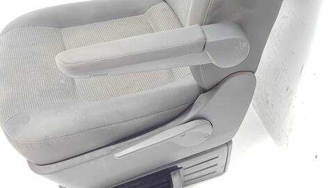 Foto 2ª: Asiento Delantero Izquierdo Volkswagen Caravelle D T5 COMFORTLINE LANG