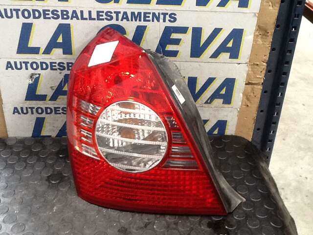 Piloto Trasero Izquierdo Hyundai Elantra 2.0 CRDI