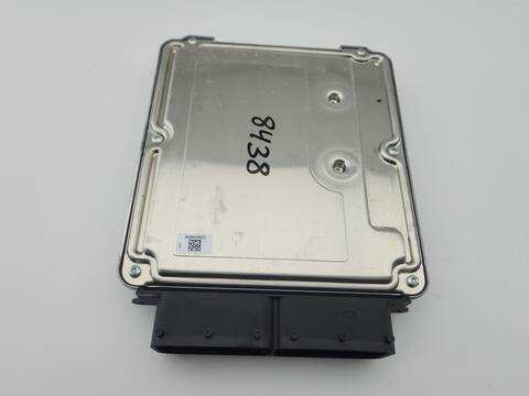Foto 3ª: Centralita Motor ECU Volkswagen Crafter 2.0 TDI 140CV 103KW FURGONETA [DNAE] (2025)