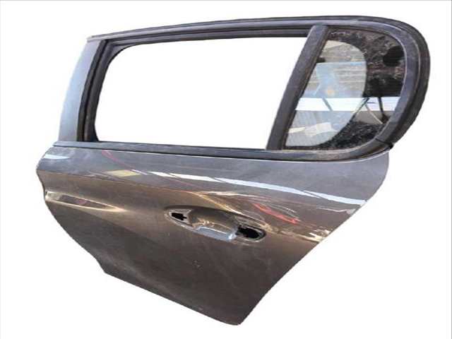 Foto 2ª: Puerta Trasera Izquierda Peugeot 208 1.2 PURETECH 75 (2019)