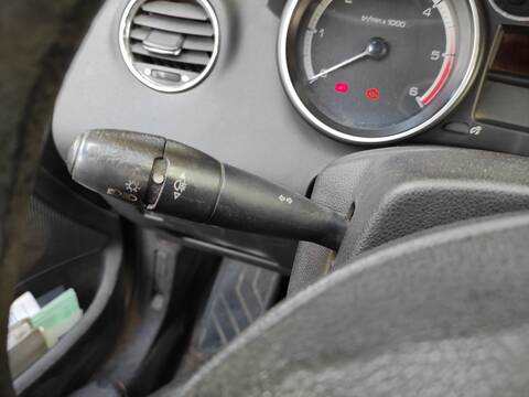 Mando Multifuncion Peugeot 308 9H02