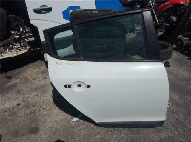 Puerta Trasera Derecha Renault Megane 1.5 BUSINESS [1.5 LTR. - 66 KW DCI DIESEL FAP] III BERLINA 5P (2008-_)