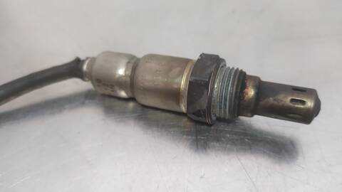 Foto 3ª: Sonda Lambda Volkswagen Touran ADVANCE BLUEMOTION 105CV 77KW [CAY] (2011)