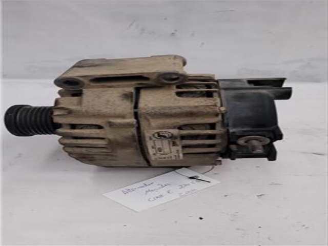Foto 1ª: Alternador Mercedes Clase E 180 E 220 CDI BLUEEFFICIENCY 170CV 125KW FAMILIAR