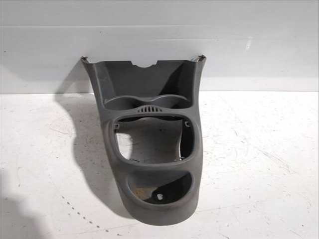 Foto 3ª: Consola Central Peugeot 107 1.4 HDI 54CV 40KW [8HT (DV4TD)] (2007)