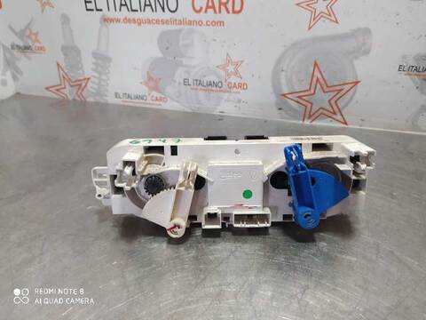 Foto 2ª: Mando Calefacción A. A. Renault Megane 1.5 DCI DIESEL CAT BERLINA 86CV 63KW III BERLINA 5 P [K9K830] (2009)