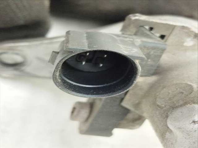 Foto 3ª: Bomba Freno Seat Ibiza 1.6 TDI 105CV 77KW [CAY] (2010)
