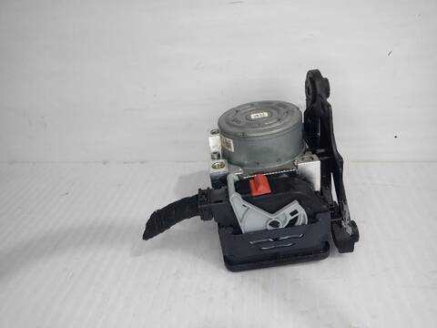 Foto 2ª: Abs Volkswagen Touran ADVANCE BMT 110CV [CRKB] (2015)