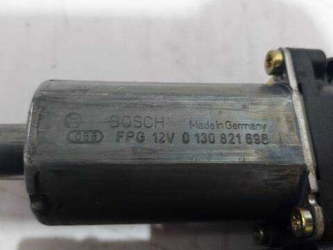 Foto 3ª: Elevalunas Eléctrico Trasero Derecho Volkswagen Passat ADVANCE 131CV [AVF] (2000)