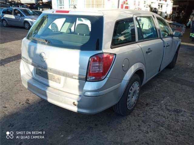 Foto 2ª: Faro Derecho Opel Astra 1.3 NAVI [1.3 LTR. - 66 KW 16V CDTI CAT (Z 13 DTH - L4I)] [Z 13 DTH L4I]
