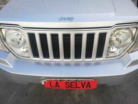 Rejilla Delantera Jeep Cherokee D51C