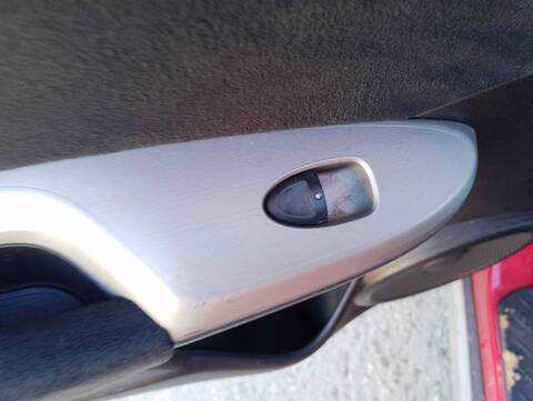 Botonera Elevalunas Honda Civic 1.8 COMFORT BERLINA 140CV 103KW