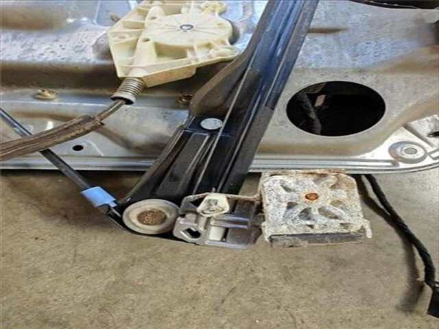 Foto 2ª: Elevalunas Eléctrico Delantero Izquierdo Volkswagen Golf 1.9 SOUL [1.9 LTR. - 74 KW TDI] [ATD]