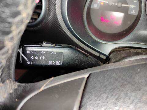Mando Multifuncion Seat Leon BKD