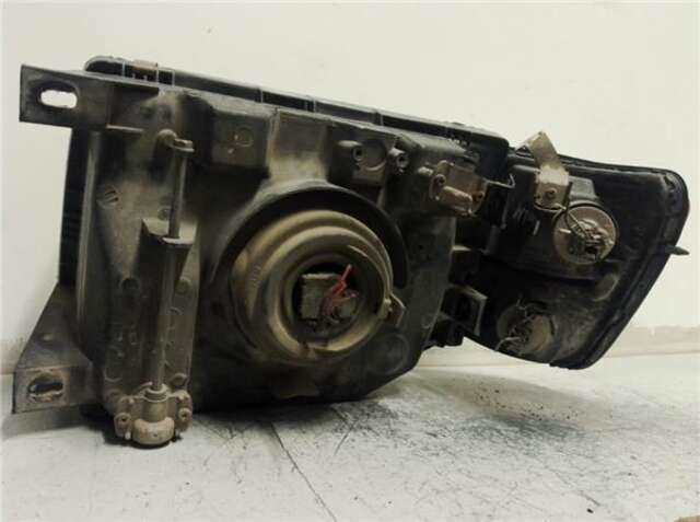 Foto 3ª: Faro Derecho Mitsubishi Montero 2.8 TD (V46W) [4M40-T]