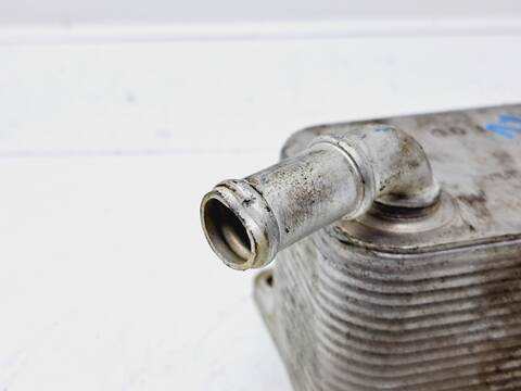 Foto 3ª: Radiador Aceite Audi Tt 2.0 16V TFSI 200CV 147KW [BWA] (2007)