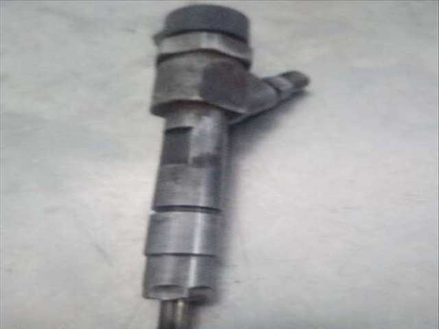 Foto 3ª: Inyectores Bmw Serie 5 518 2.5 24V TD CAT BERLINA 177CV 130KW