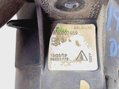 Foto 3ª: Faro Antiniebla Delantero Izquierdo Renault Clio AUTHENTIQUE 65CV 48KW [K9K A7] (2002)