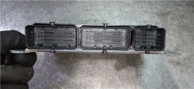 Foto 3ª: Centralita Motor ECU Dacia Sandero 1.0 STEPWAY COMFORT [1.0 LTR. - 67 KW TCE CAT]