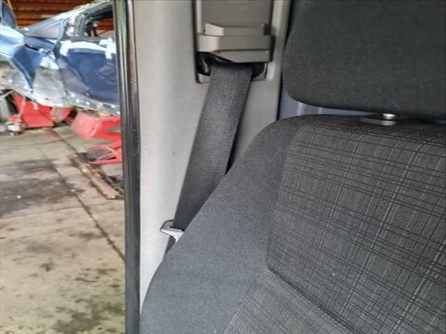 Cinturón Delantero Derecho Mercedes Sprinter 310/313/316 CDI 906.631/633/635/637) 95CV 70KW CAJA CERRADA