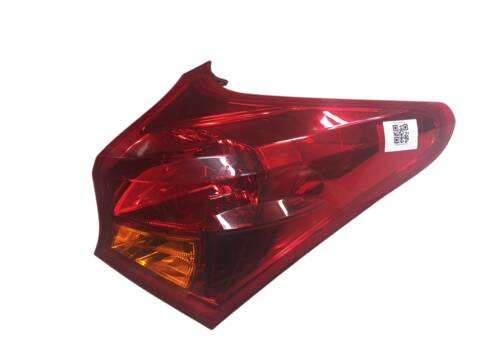 Piloto Trasero Derecho Toyota Auris 2.0 D-4D ADE186_ ADE186R)