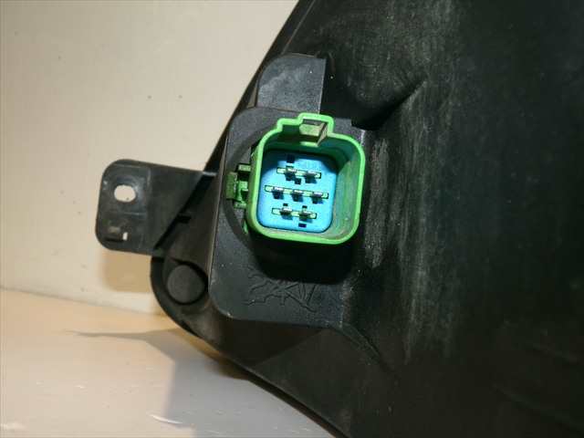 Foto 3ª: Faro Derecho Ford Fiesta 1.4 G 2002-2008 [FXJB] (2005)