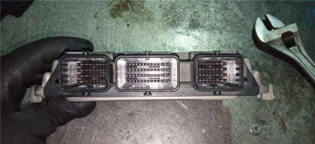 Foto 3ª: Centralita Motor ECU Citroen C4 1.6 HDI GRAND C4 PICASSO [9HZ-DV6TED4]