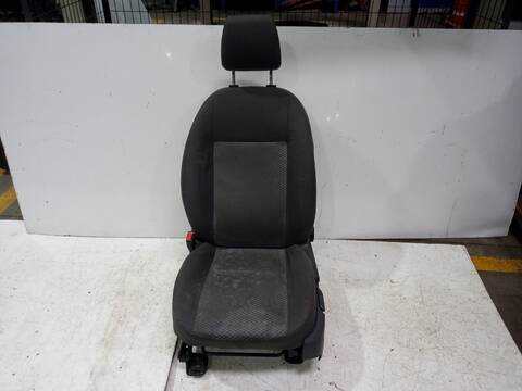 Asiento Delantero Izquierdo Ford Focus TREND BERLINA 101CV 74KW