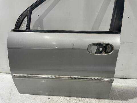 Foto 3ª: Puerta Delantera Izquierda Kia Carnival 2.9 CRDI LX AUT. 144CV [J3] (2001)