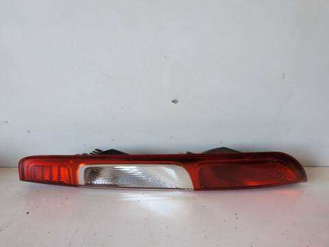 Piloto Trasero Derecho Ford Focus AMBIENTE D) 101CV