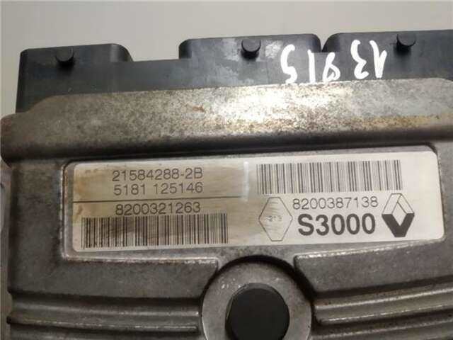 Foto 3ª: Centralita Motor ECU Renault Megane 1.6 AUTHENTIQUE [1.6 LTR. - 83 KW 16V] II COUPE/CABRIO (2003-_)