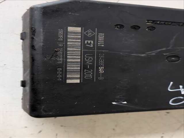 Foto 2ª: Caja Reles Fusibles Renault Kangoo 1.5 DCI DIESEL FAP 90CV
